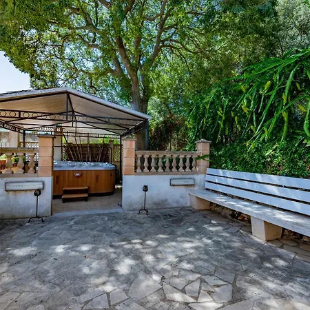 In Center Of With Pool And Jacuzzi * Pollensa
