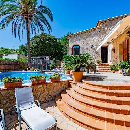 Villa In Center Of With Pool And Jacuzzi